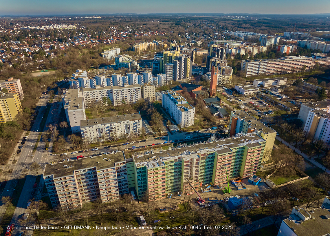07.02.2023 - Luftbilder von der Sanierung in der Kurt-Eisner-Straße in Neuperlach